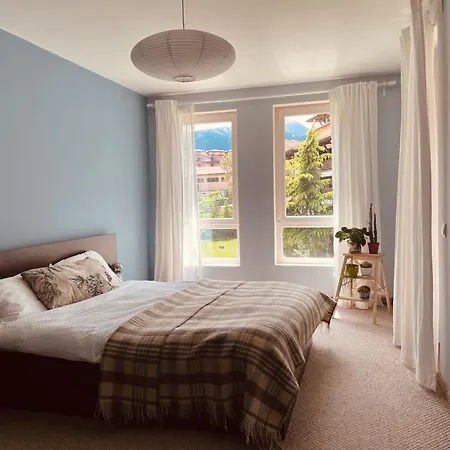 アパート Mountain View At Royal Towers バンスコ